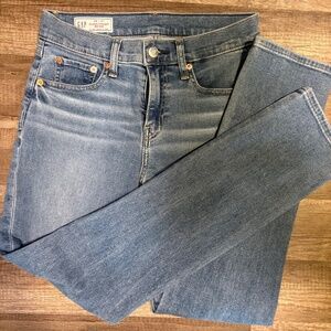 GAP Classic Straight Jeans 26P / 2P Mid Rise Light Wash Denim